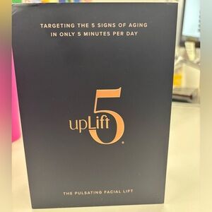 upLift 5 Pulsating Facial Lift Device